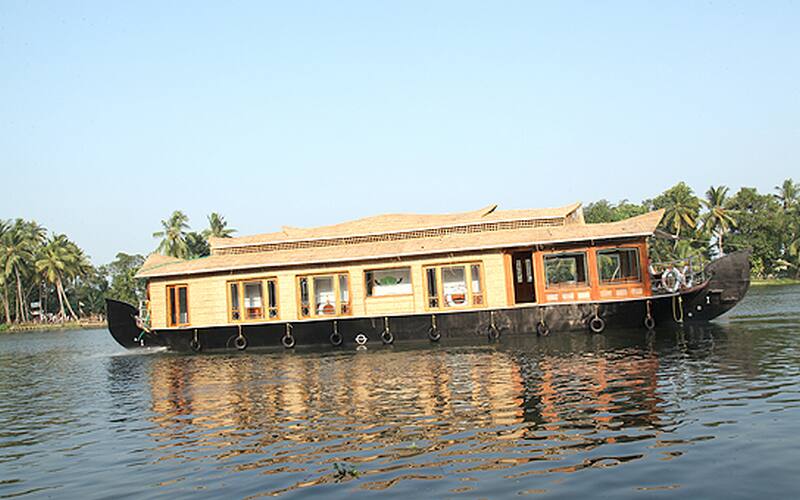 Chaithram Houseboats, Alleppey 1